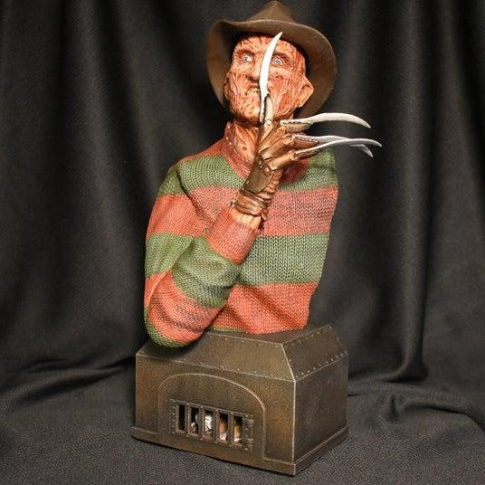 Halloween Horror Movie Killer Statue Decoration Resin Crafts Horror Atmosphere Desktop Decorations