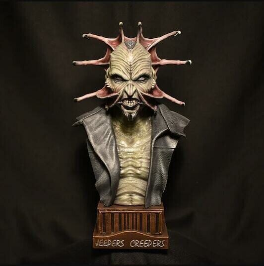 Halloween Horror Movie Killer Statue Decoration Resin Crafts Horror Atmosphere Desktop Decorations